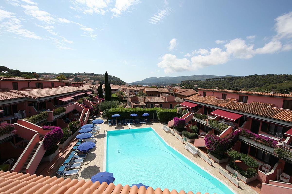 Elba Vip Aparthotel Порто Адзуро Екстериор снимка